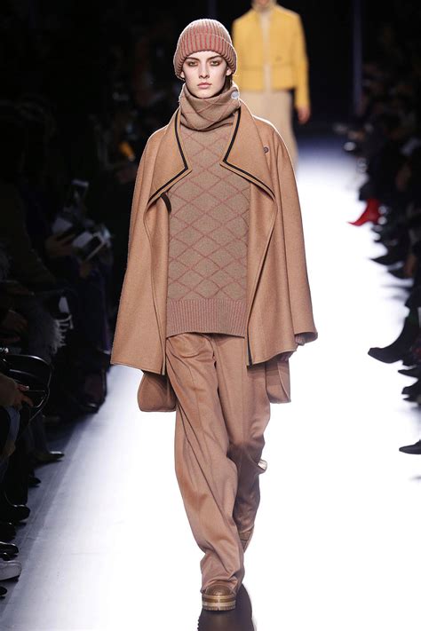 trajes hermes